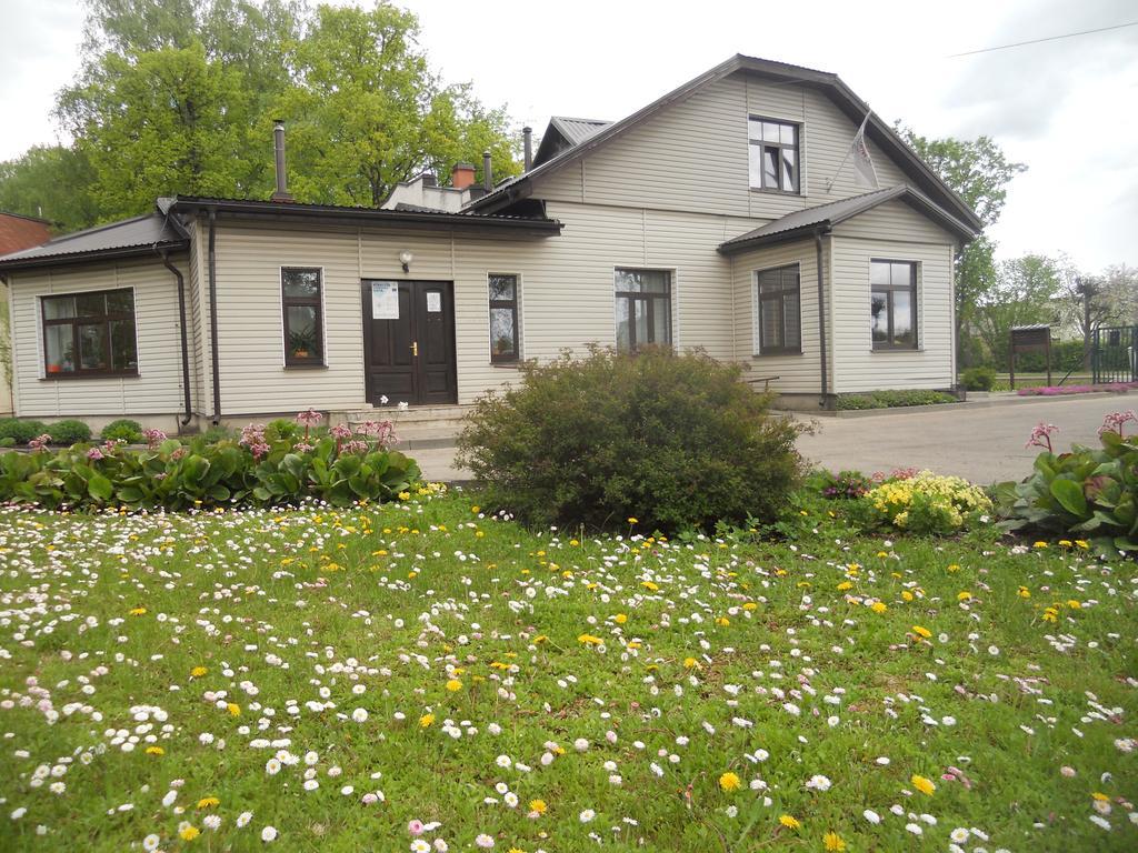 Latvijas Sarkana Krusta Viesnica Rēzekne 외부 사진